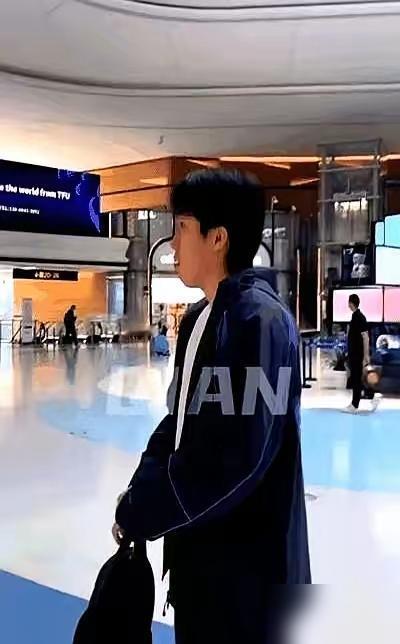 一瞬间，谁厚道谁计较，全都露馅。

最近国乒这俩小事我刷到好几次，越看越觉得实在