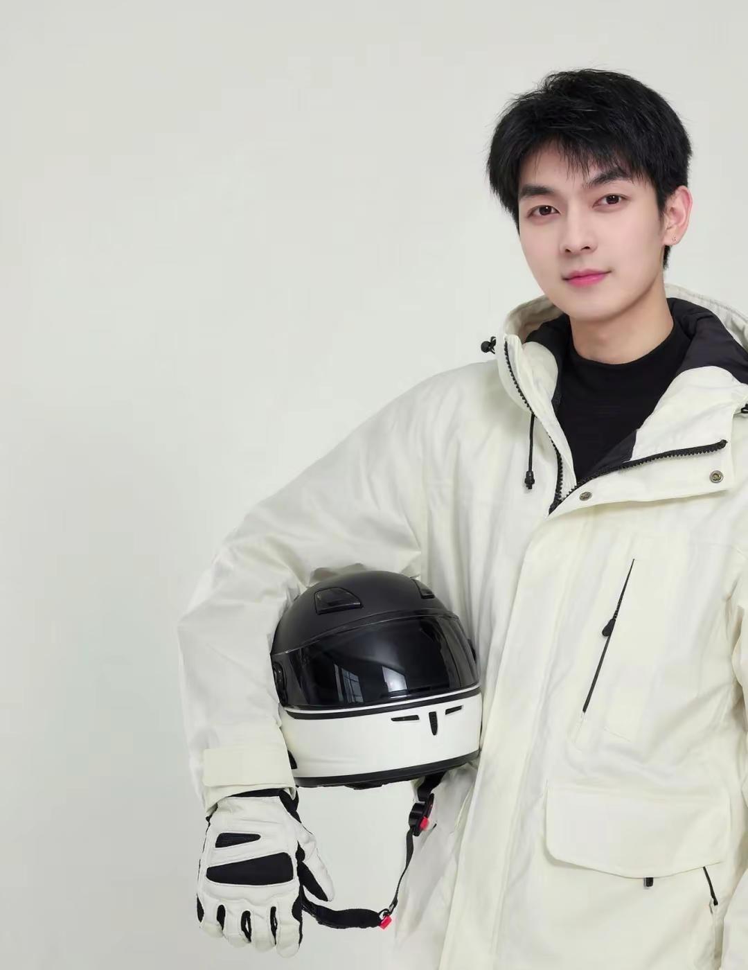 三十岁以后最好的状态：两分看透，三分释怀，五分爱自己。上热搜