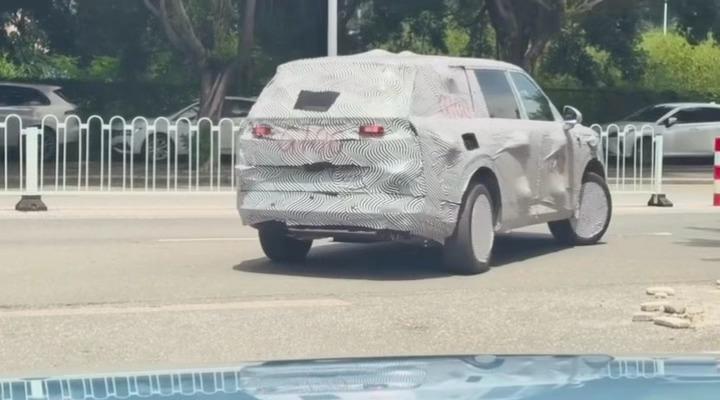 小鹏G01确认后轮转向上车，更实用的SUV车型，大电池5C增程，这车会被小鹏卖成