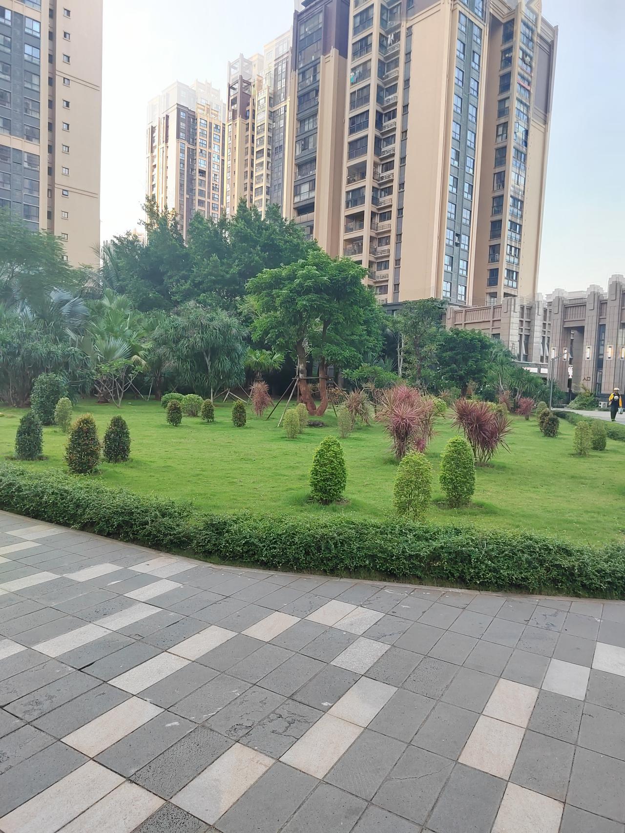怎样才能做到见自己呢？
       要真正做到“见自己”，得从多方面入手。首先