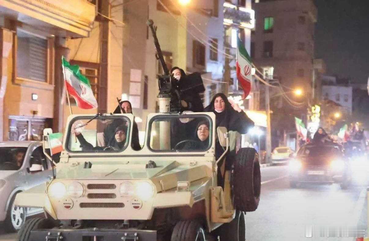 美军开始拦截进出霍尔木兹海峡船只 伊朗防空部队巡逻 