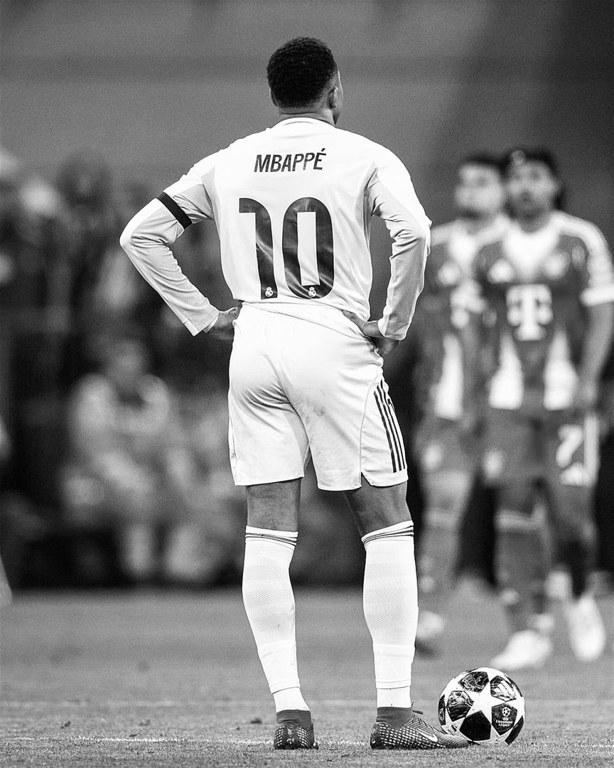 姆巴佩  IG更新：我们拼到了最后一刻，但还是不够。从如此重要的比赛中淘汰令人失