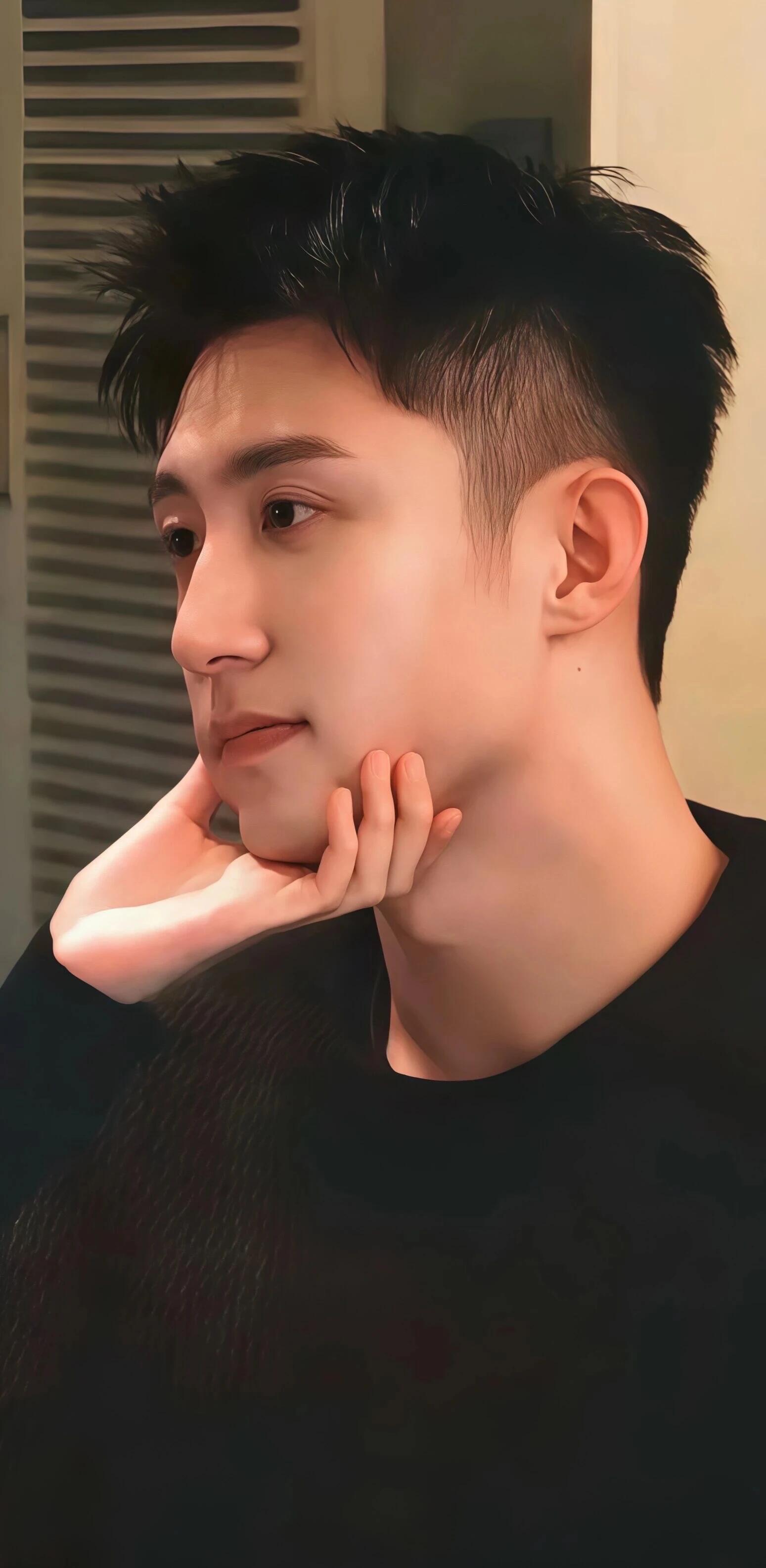 怎么会有这么帅的黄景瑜 