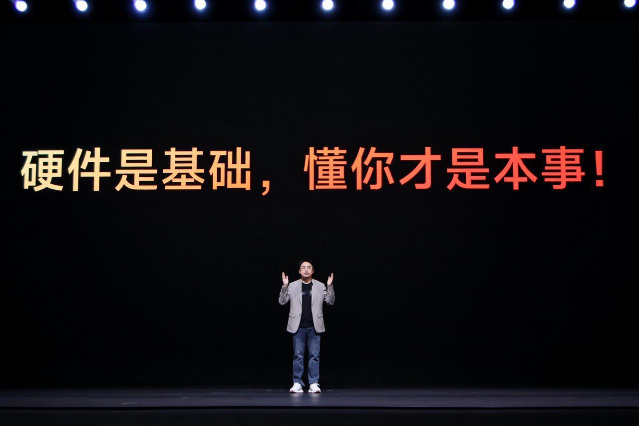 打造家庭影音角，电视的实力直接决定体验感。4月22日，海信正式发布小墨E5S P