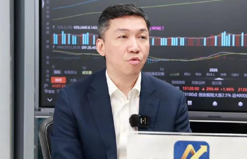 上海有许多股评人士，边风炜也是其中一员，从股市诞生起，股评人士这个职业就应运而生