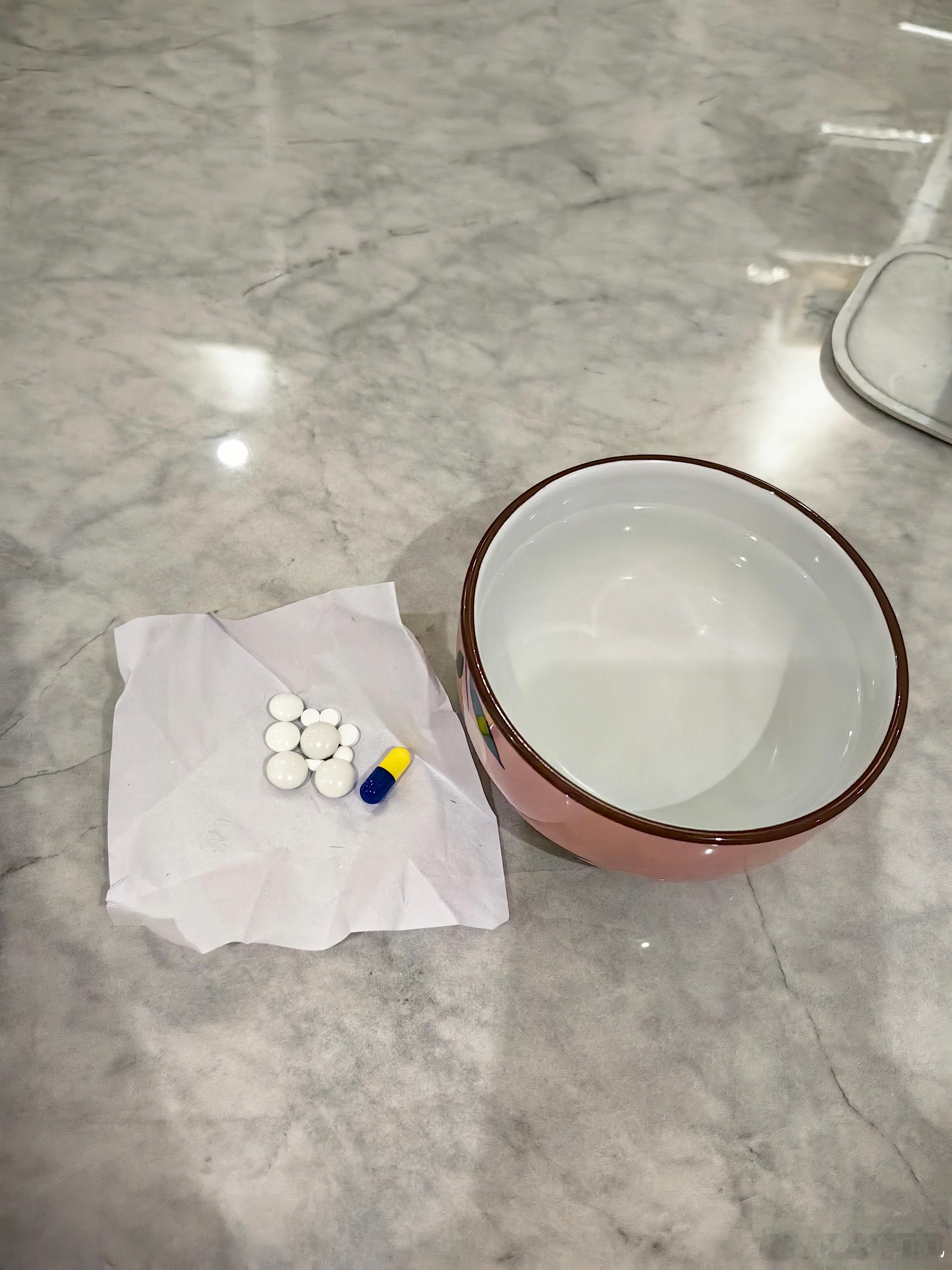 有想法可以告诉我，但不要泼脏水给我。毕竟那是你的问题，不是我的课题。不动手是怕脏