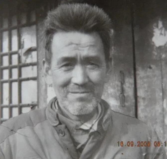 父爱是永恒的力量（六）
                    给猫报仇   