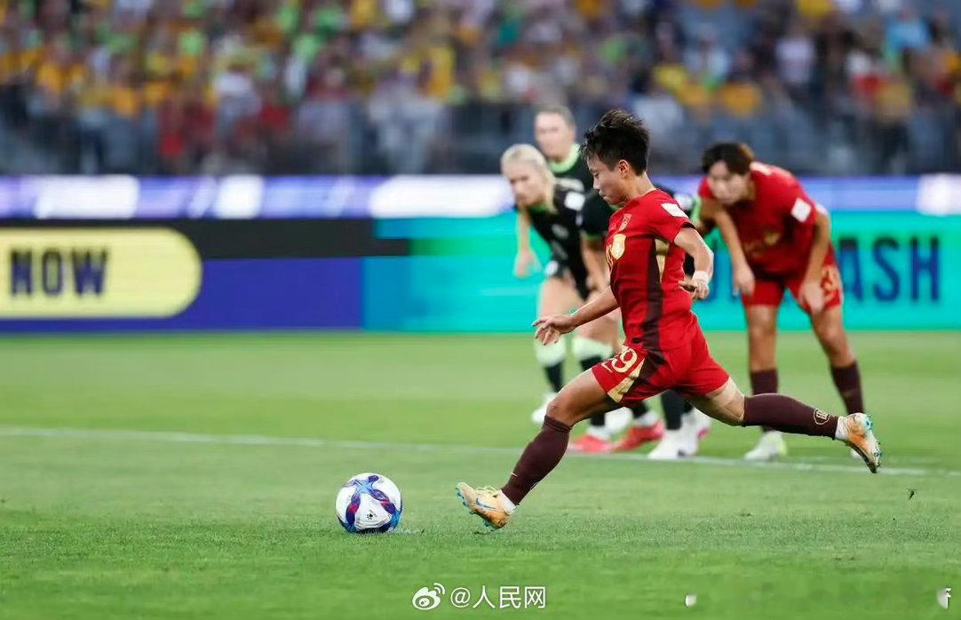 【中国女足无缘亚洲杯决赛】在刚刚结束的2026女足亚洲杯半决赛中，中国队1比2负