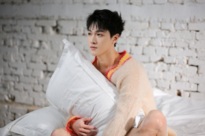 江湖雨夜十年灯有李昀锐 李昀锐真诚是永远的必杀李昀锐真诚是永远的必杀，那个大男孩