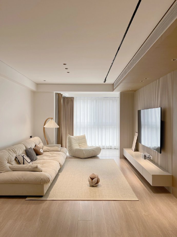 126平，极简奶油风 ​​​