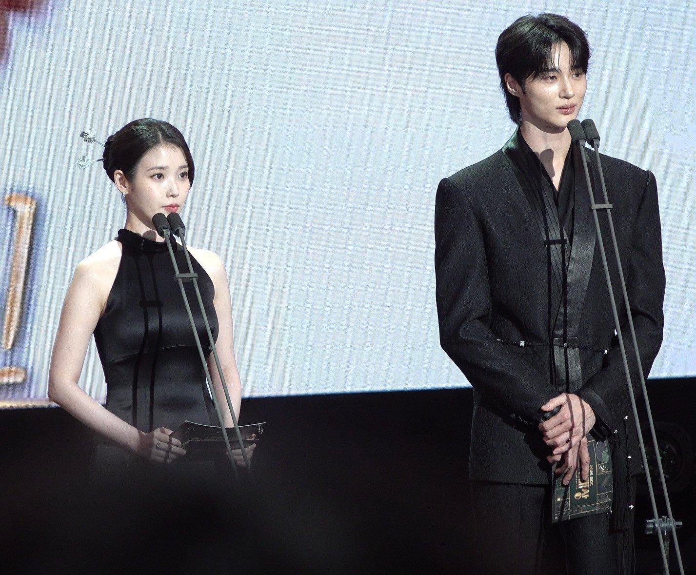 12.30                   1.1黑白大君夫人 