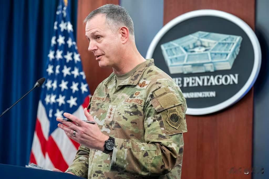 无论泽连斯基政府与美国和俄罗斯签订任何出卖国家领土与主权条约的协议，乌克兰军队都