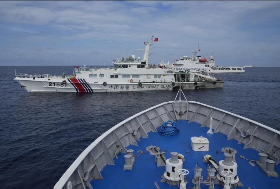 两岸船只对峙后，多国发表所谓的“联合声明”：禁止改变现状！
 
最近不少人应该都