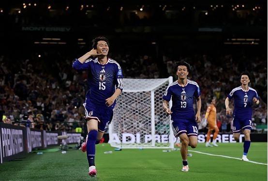 对于如今的日本队，有四个事实我们已经不得不承认：

人家现在真不是咱们印象里那个