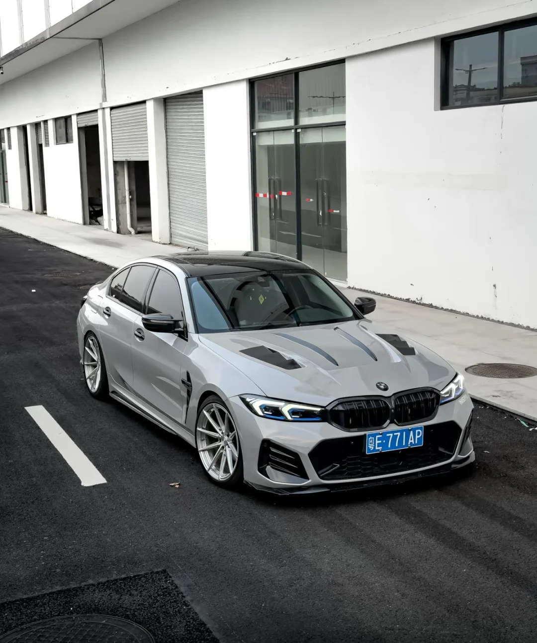 宝马三系什么颜色最耐看？