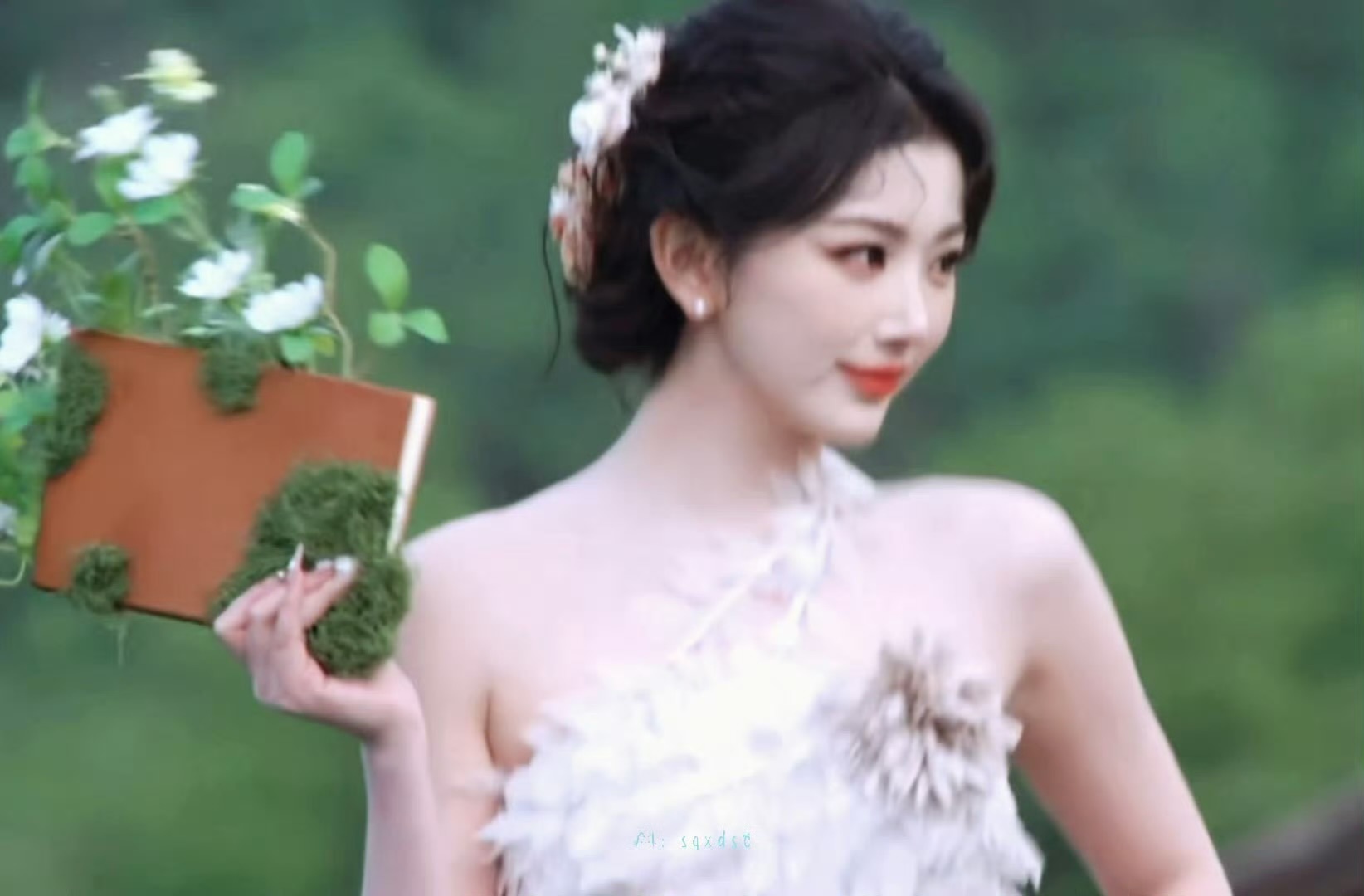 VOGUE审美今晚Vogue的九寨沟红毯，刘诗诗、赵露思、赵今麦、孙怡、李兰迪、