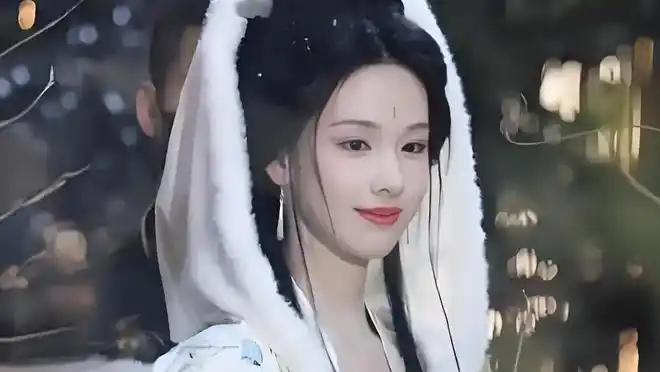 白鹿截胡李清照这波操作把我看懵了，内娱抢饼都这么野的吗。半路杀出个白鹿演李清照，