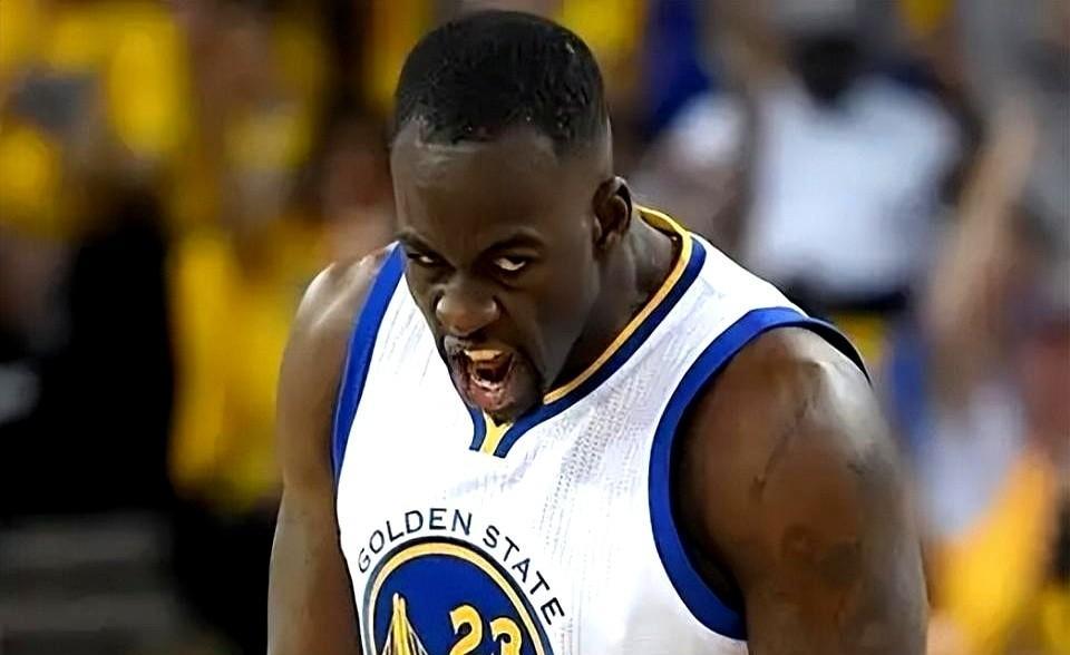 100万美元买不来一次闭嘴。
追梦格林刚被罚7000美元，只因冲着裁判吼了两句。