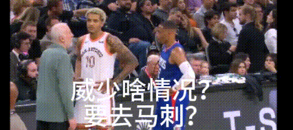快船大胜马刺25分，谁的表现最好？是哈登？还是？
1、哈登
哈登的助攻上双，串联