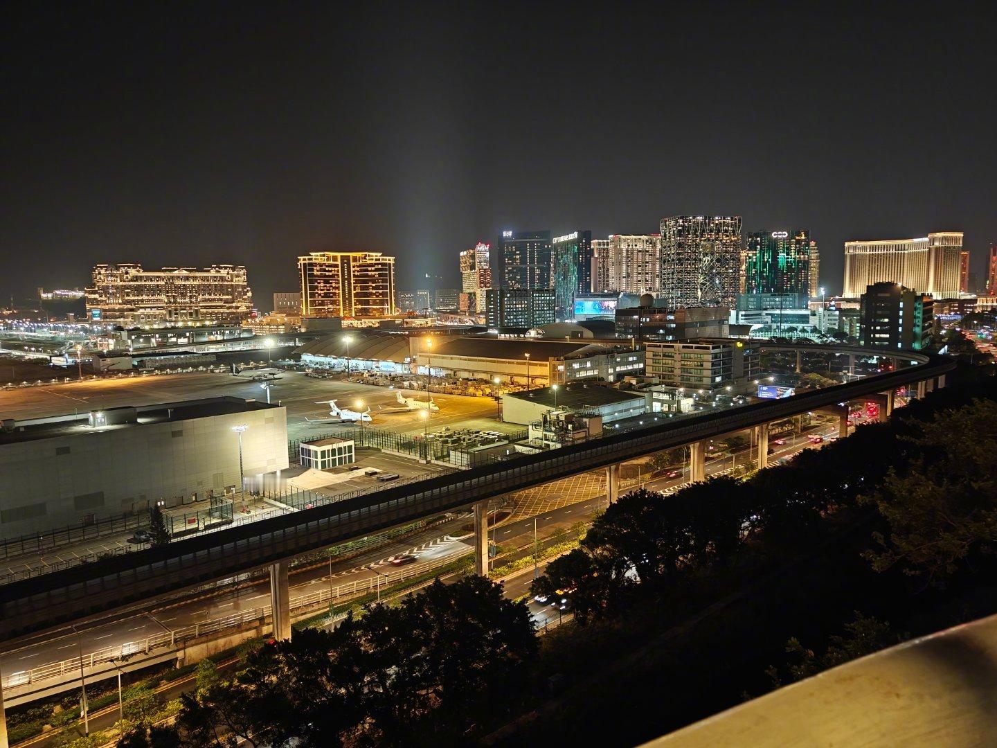 航空君航空科普 实在没法等了，延误两小时，现在舱门都没关。。。航空创作计划 澳门