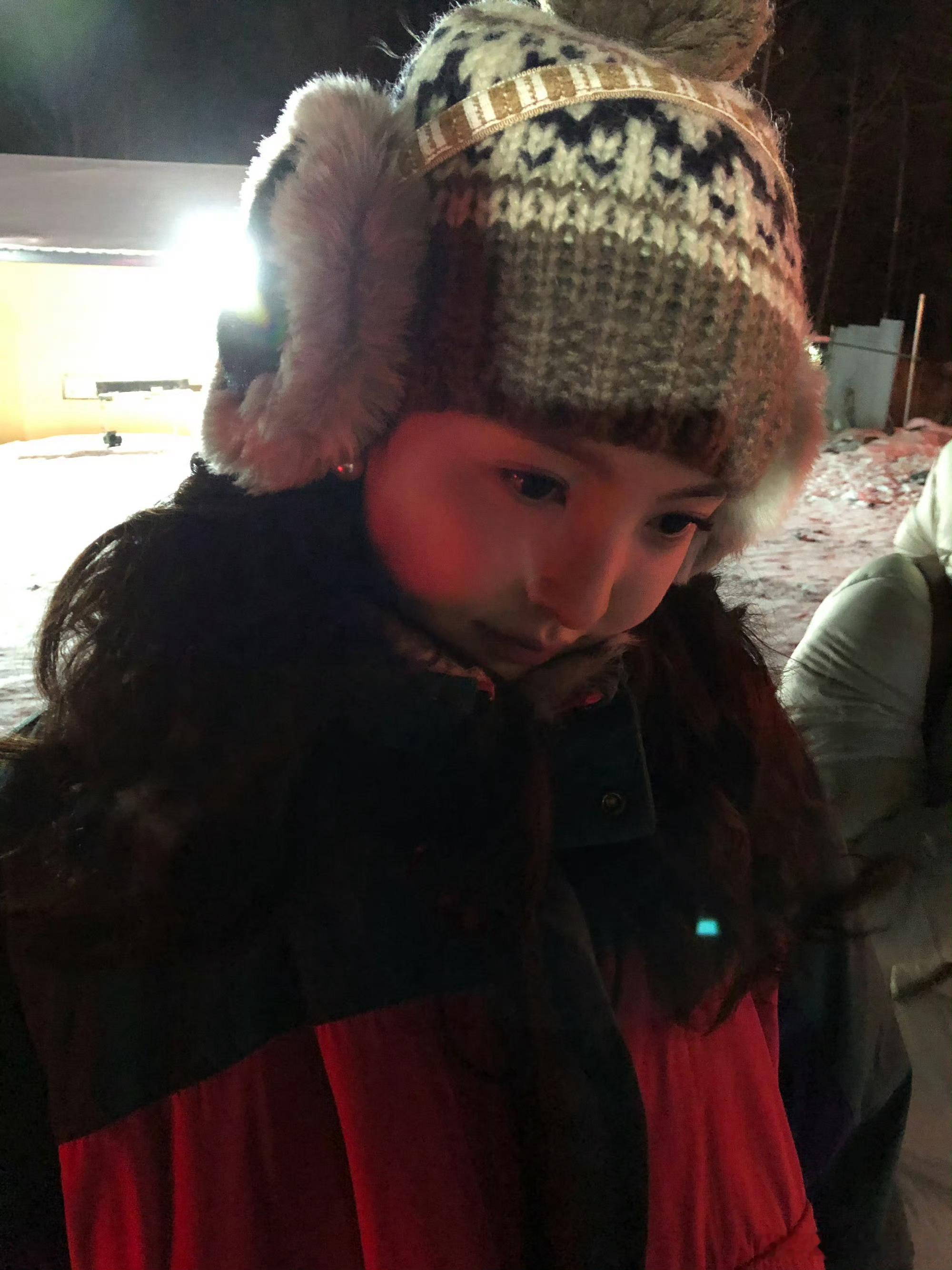 章若楠想把你和时间藏起来 zrn章若楠沈千盏 “春意填不满你的野心，你要盛夏，也