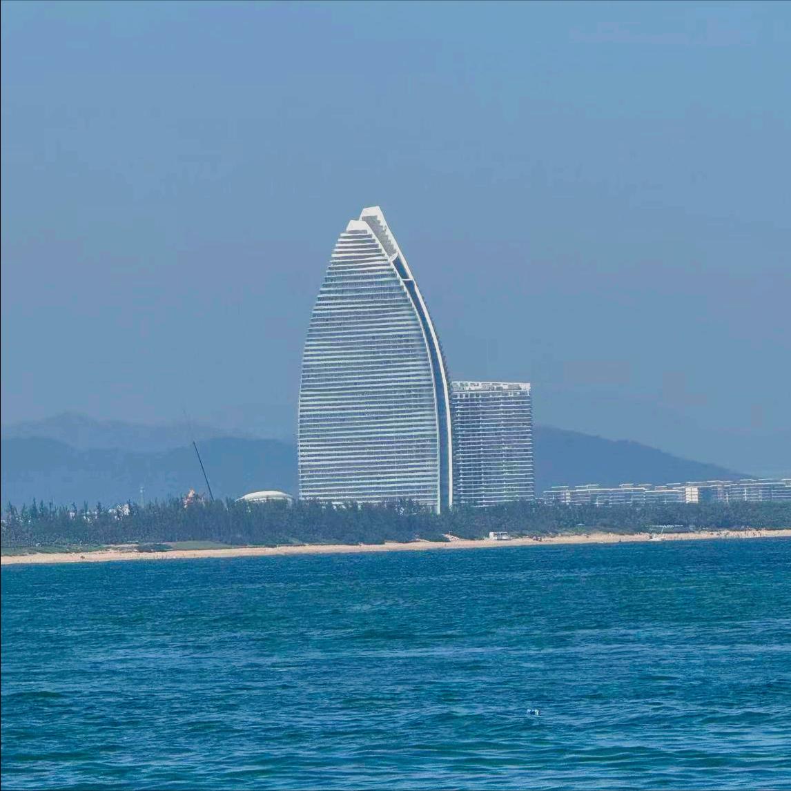 海南自由贸易港封关红利持续释放   三亚：离岛免税购物连续4天破1亿元   实现