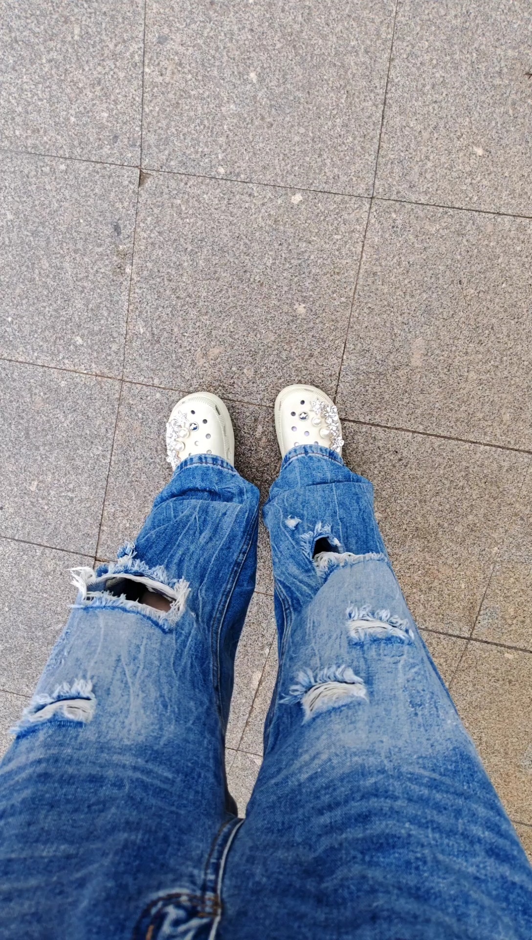 真的下雨 不管了 出发出发 