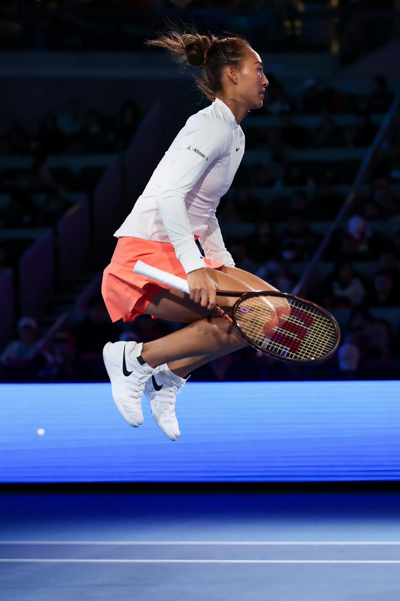 郑钦文连续三年登上《福布斯》全球女运动员收入榜
2025年第5️⃣名：2260万