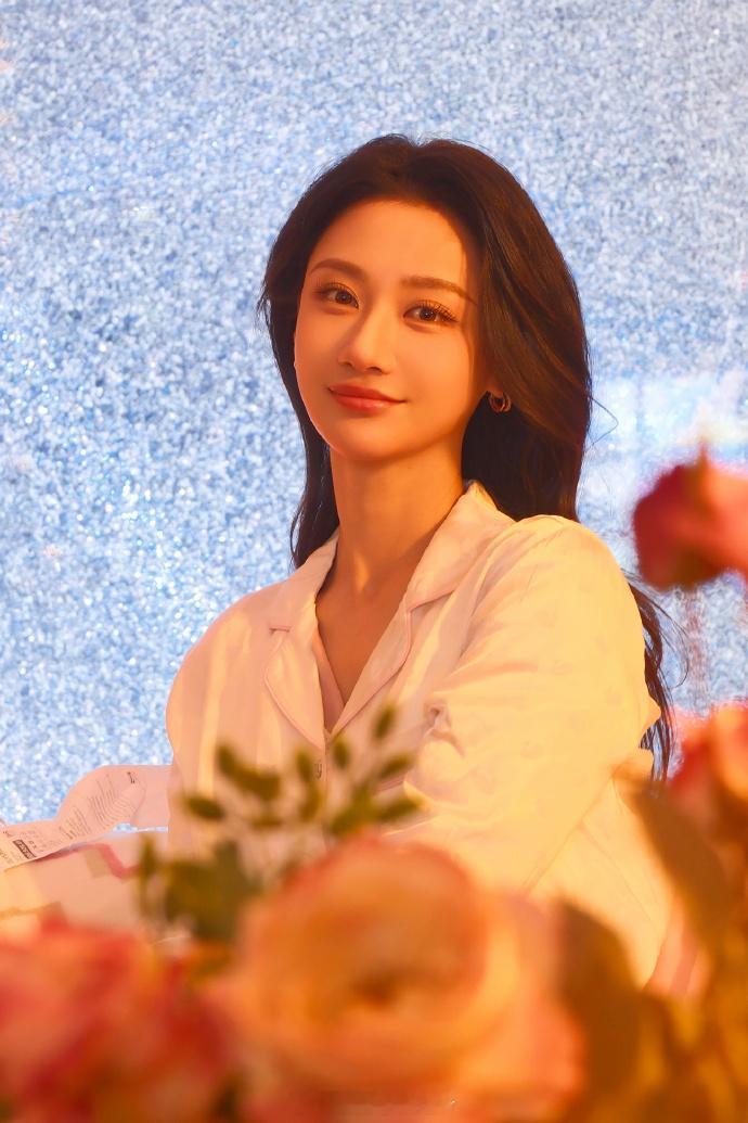 何宣林回应 被何聪睿cue到的何宣林发文回应：“谢谢大家还记得2023年的离光青