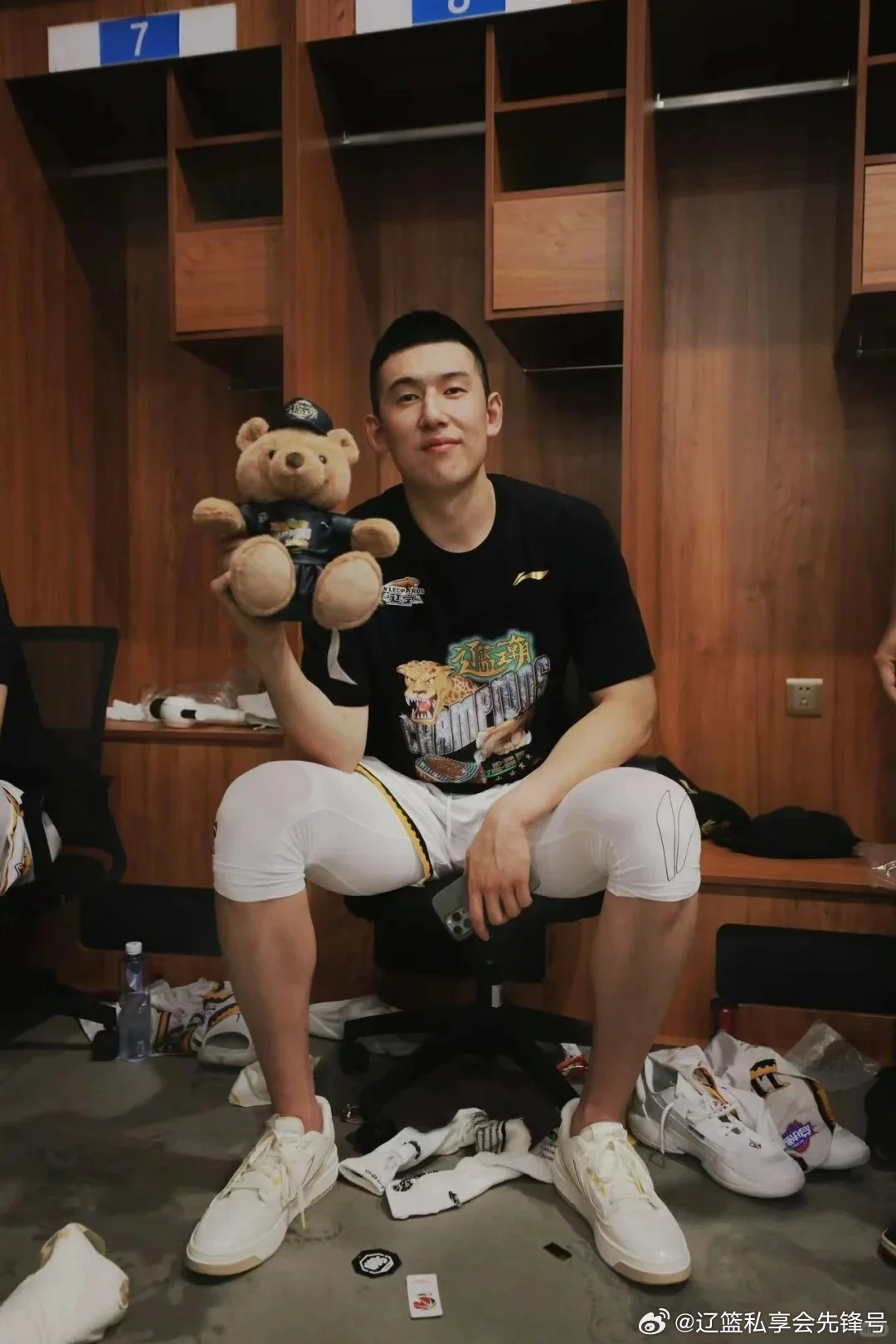 付豪昨晚成功解锁个人新的里程碑——个人辽篮生涯第3000分，正式跻身辽篮队史30