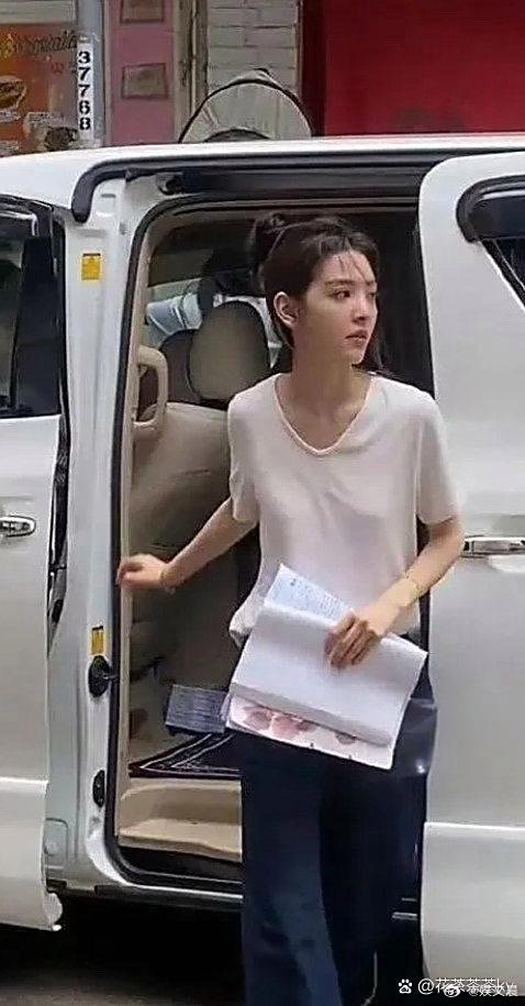 章若楠有多美？这颜值谁顶得住，气质绝了，难怪都想娶！ ​​​