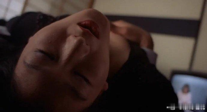 C度日影《像那样的东西》1981 ​​​电影推荐[超话]电影影视剪辑电影推荐 X