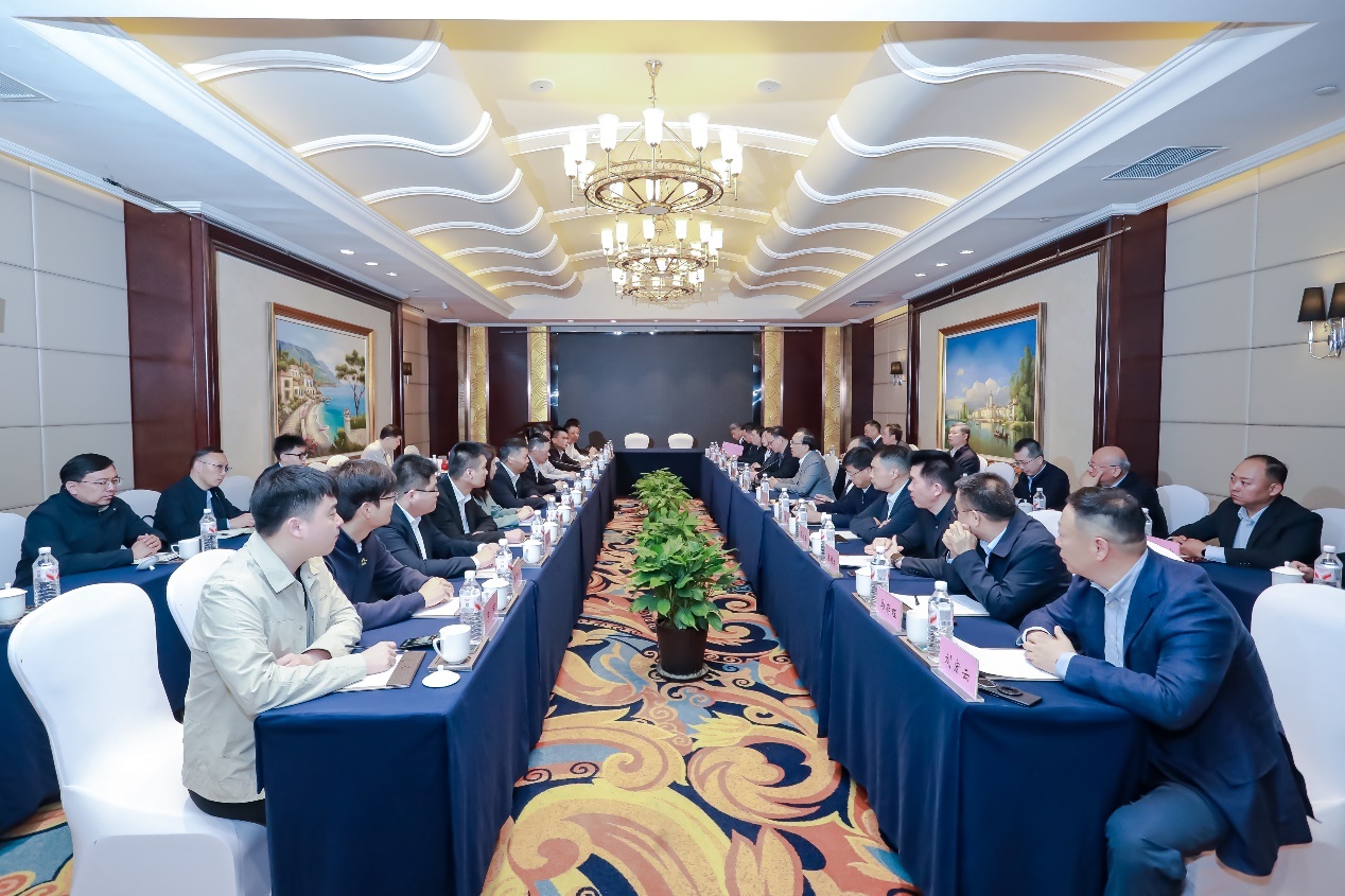 宁德时代 【宁德时代与河南省五家重点国企达成战略合作，推动能源产业迭代升级】近日