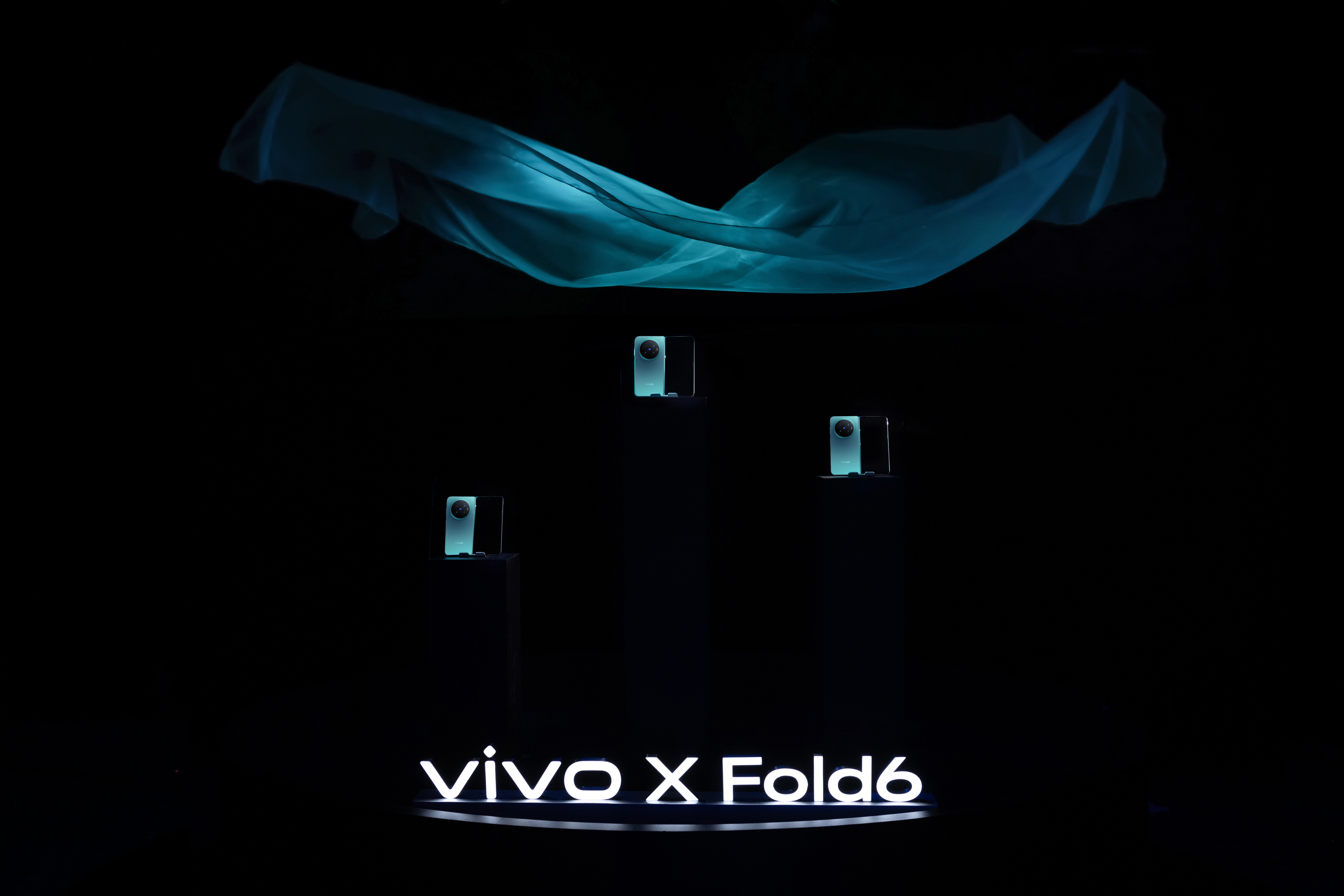 今晚，vivo X Fold6发布会，上海。各种配置已经官宣的差不多了，最近也没
