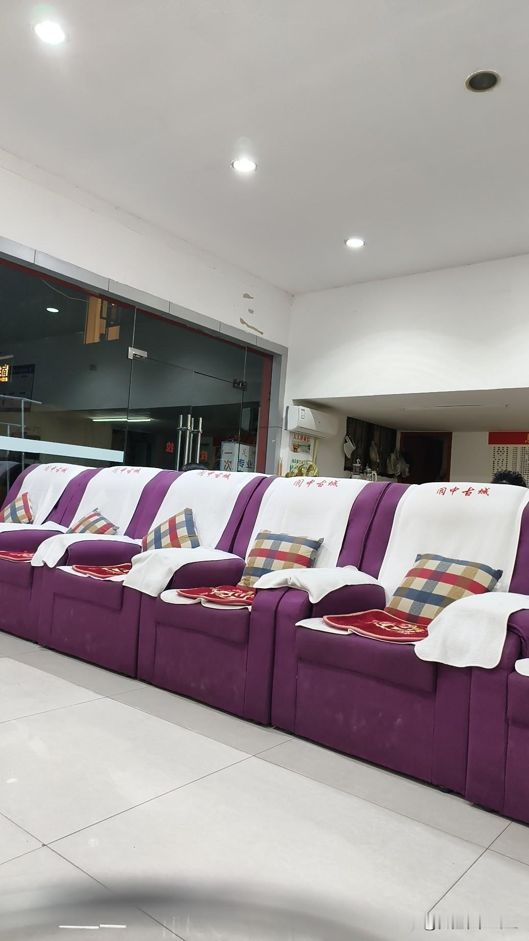 今天自驾到阆中了，十三年前，因为 工作关系，老出差这里，今天溜达了一圈，惊喜的发