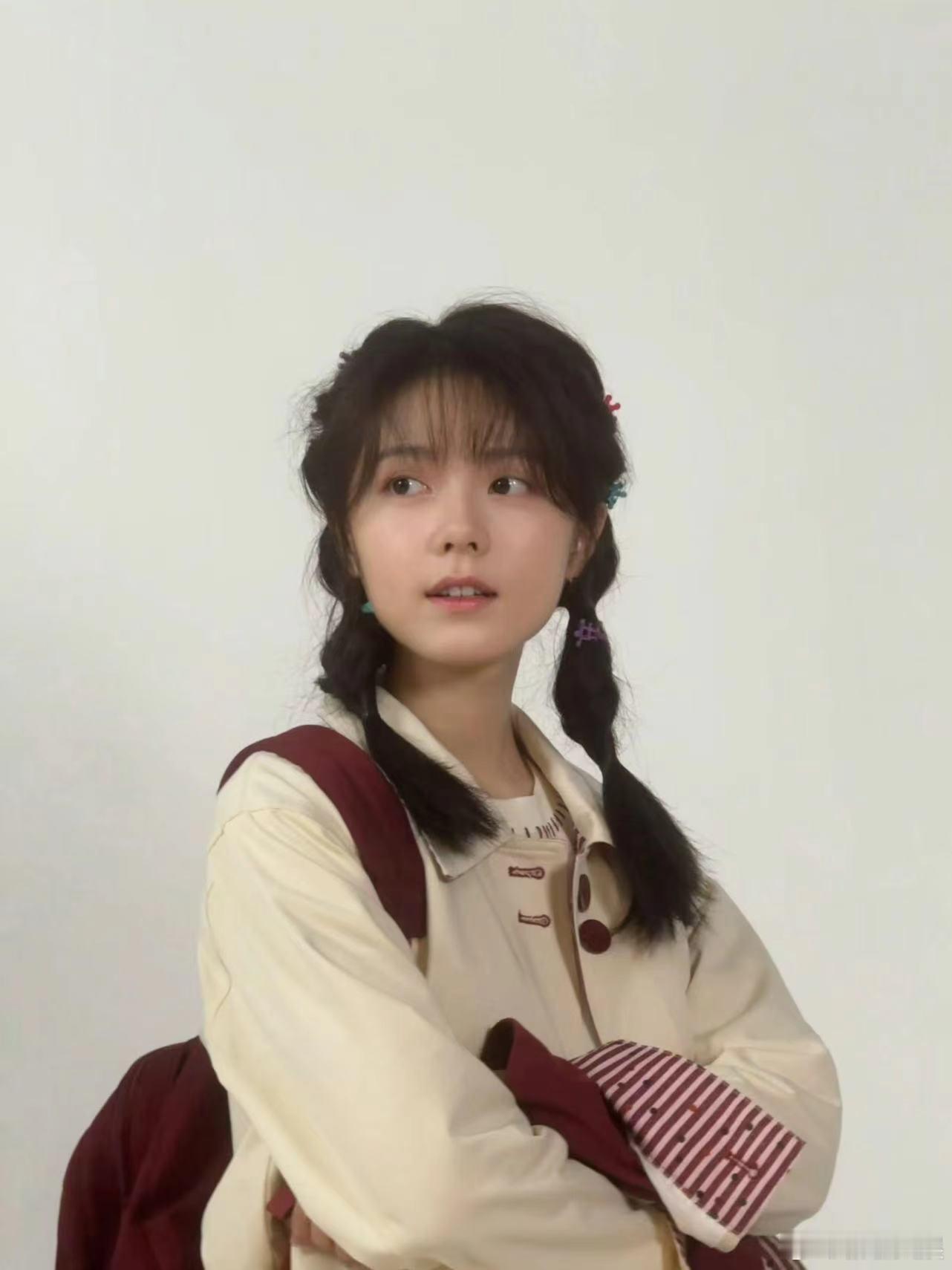 #赵今麦双马尾甜心造型##赵今麦樱桃甜心# 赵今麦凭借双马尾甜心造型圈粉无数，她