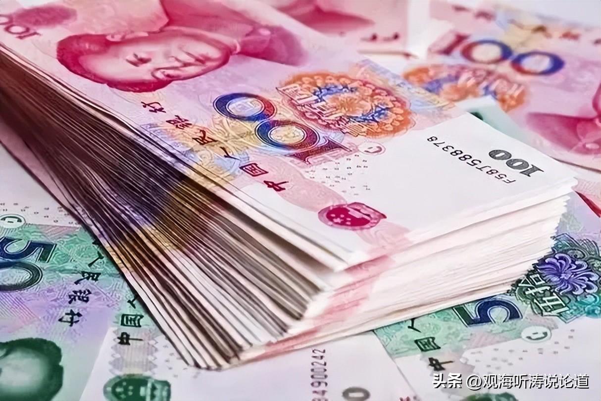 你喜欢花钱，还是喜欢花钱

人都是分阶段活的。
以前为儿女掏空积储时，我把你1/
