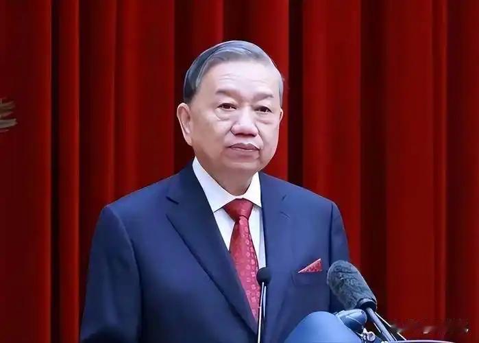 苏林在联合国大会的发言，重点根本不在于字句本身，这场表态的场合与身份，藏着更值得