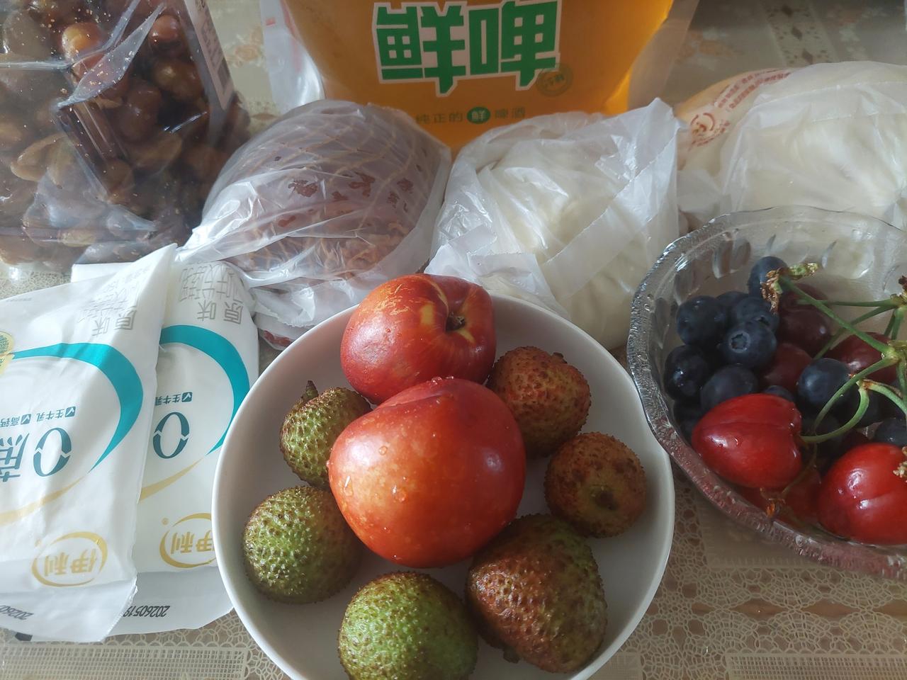 写作这件事，就是得持续。

本来不想写了，考虑明早压力大，下班还得写2000字。