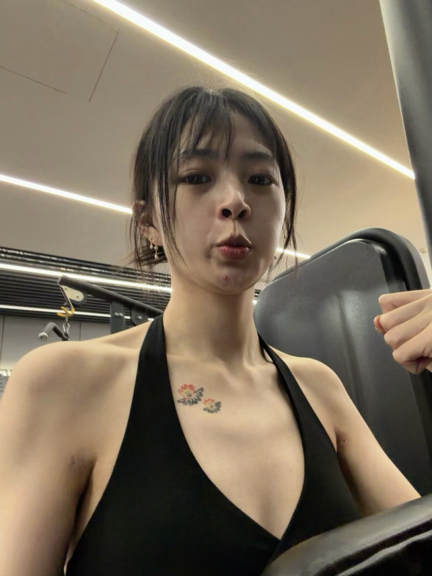 半年没来
