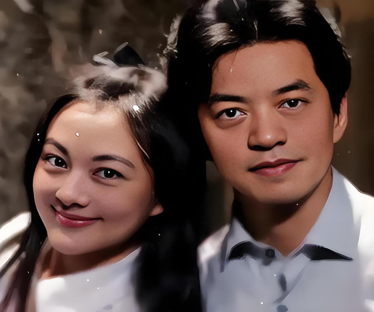 李健丁克这事儿，说起来还挺有意思的！
 
我记得以前他上《鲁豫有约》，唱完写给父