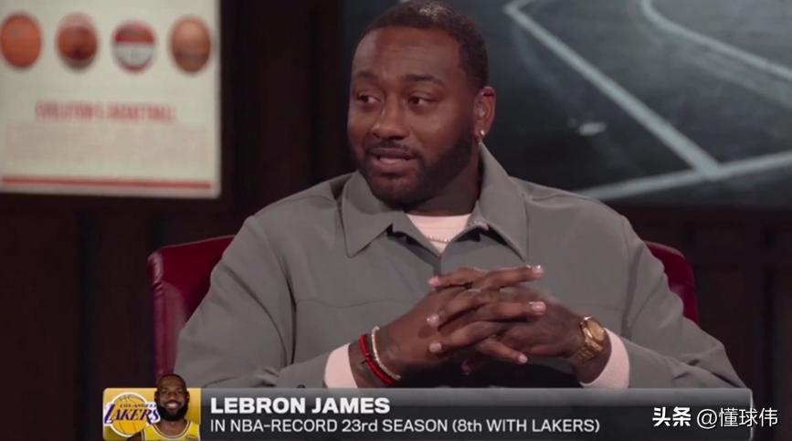 你觉得呢？沃尔谈詹姆斯：

“我认为如果下赛季勒布朗没有退役的话。”

“他会离