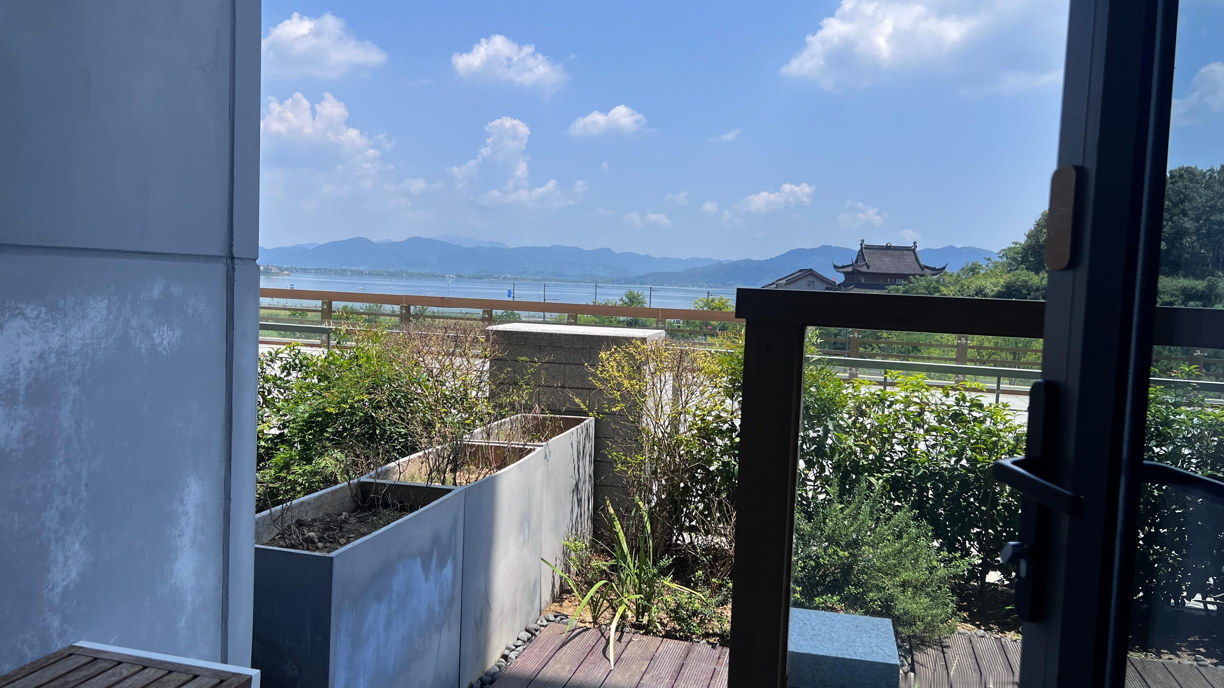 嚯 这天气[doge] ​​​
