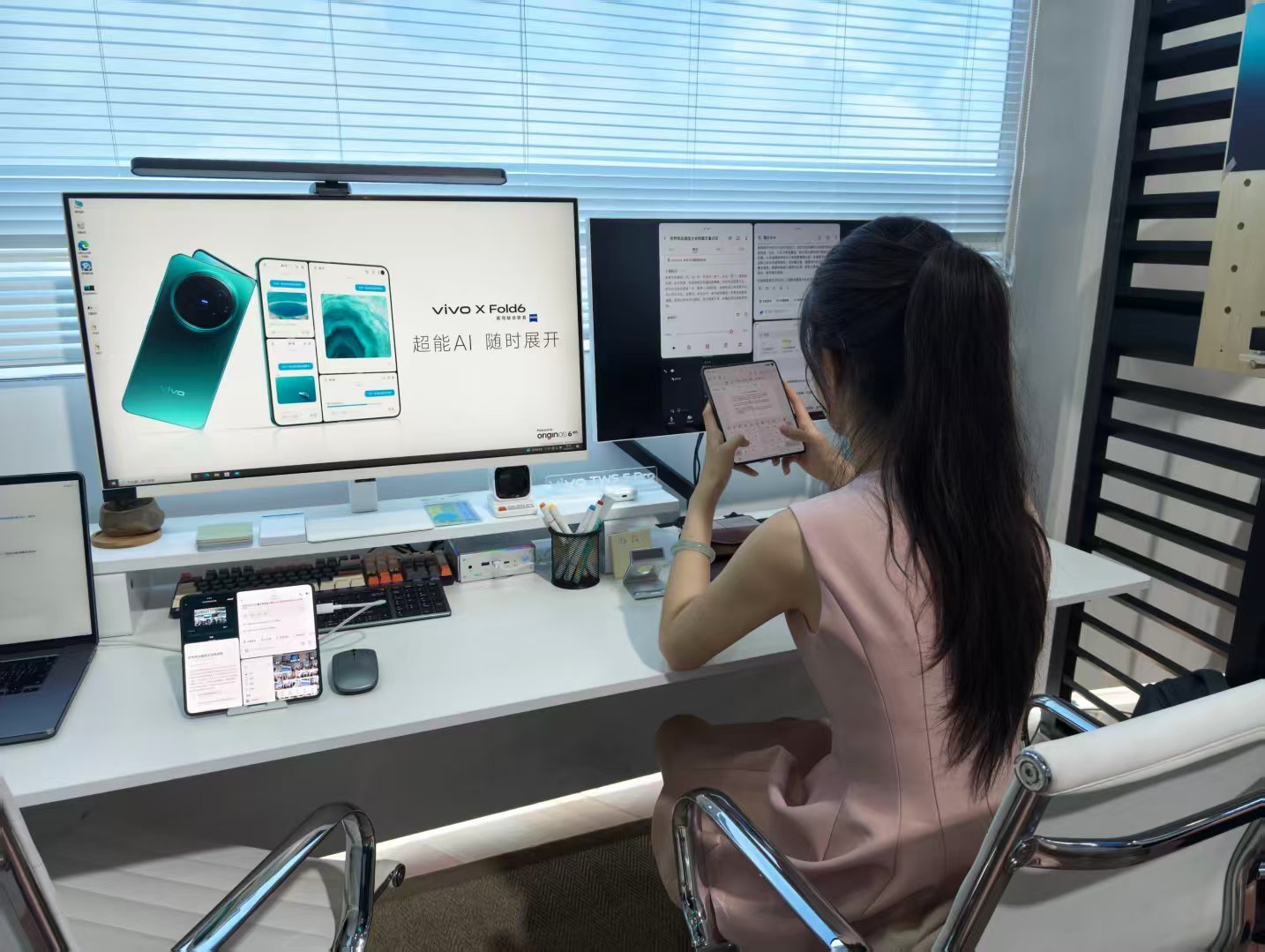 MWC26 上海开幕，今天在 vivo 展台看到 vivo X Fold6 的先