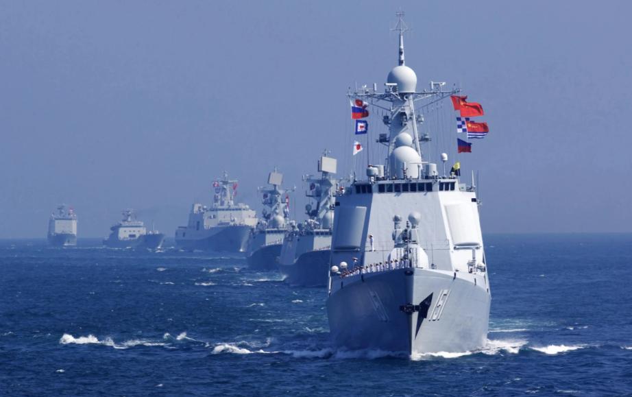 美媒罕见“站中国”？评解放军军舰过航横当水道“更专业”
美国媒体罕见用“更专业”