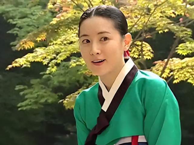 大长今靠一碗汤征服Z世代！时隔23年翻红，这剧到底往里放了什么