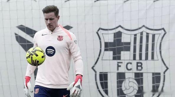 特尔施特根越来越接近加盟吉罗纳，一切迹象表明本周内就将敲定。各方正在就协议进行最