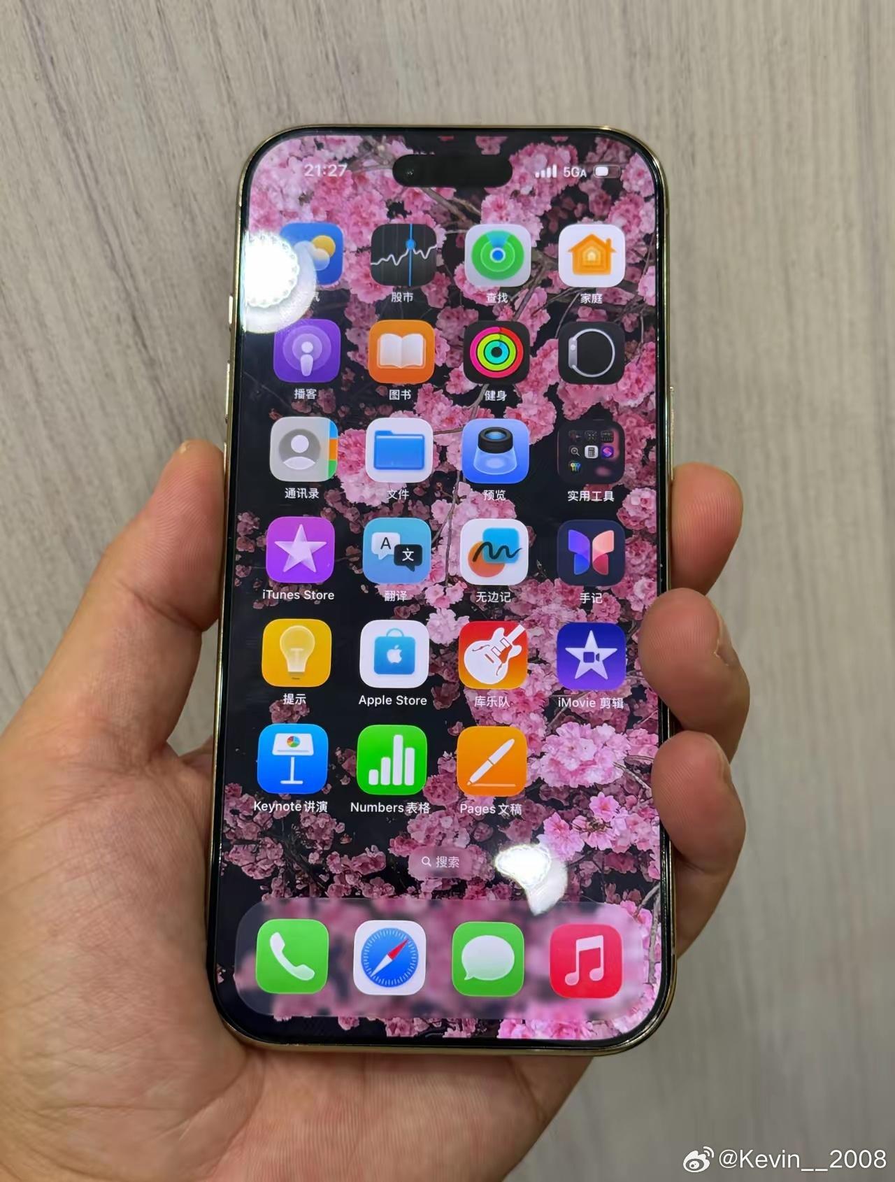 iPhone Air颜值确实是好看，可惜短板太明显了 ​​​