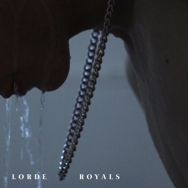 【‼️Omg 洗茶坦白很嫉妒Lorde！！】Charli xcx 在《Fashi