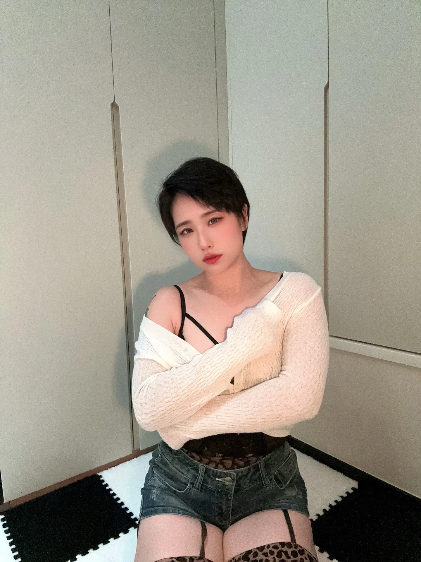 短发 微胖